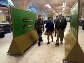 O conselleiro de Cultura, Educación e Ordenación Universitaria, Román Rodríguez, acompañado polo titular de Política Social, José Manuel Rey Varela, visitou hoxe Exponav O conselleiro de Cultura, Educación e Ordenación Universitaria, Román Rodríguez, acompañado polo titular de Política Social, José Manuel Rey Varela, visitou hoxe Exponav