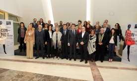 El titular de la Xunta inauguró la exposición Con-fío en Galicia