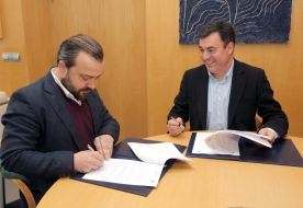 O conselleiro e o alcalde do municipio asinaron hoxe un convenio de colaboración, mediante o cal a Xunta de Galicia achega 40.000 euros a este espazo