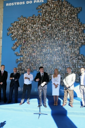O conselleiro de Cultura, Educación e Ordenación Universitaria, Román Rodríguez, inaugurou hoxe no Gaiás a exposición ‘Rostros do país’ O conselleiro de Cultura, Educación e Ordenación Universitaria, Román Rodríguez, inaugurou hoxe no Gaiás a exposición ‘Rostros do país’