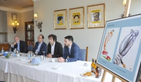 O portugués António Santos-Santiagu e o pontevedrés Andrés Simal González foron os gañadores da segunda edición da Festa da Caricatura Cidade de Ferrol O portugués António Santos-Santiagu e o pontevedrés Andrés Simal González foron os gañadores da segunda edición da Festa da Caricatura Cidade de Ferrol