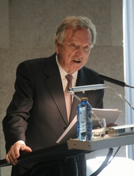 Moneo durante o acto Moneo durante o acto