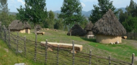 O Parque Arqueolóxico de Campo Lameiro acolle unha mostra sobre o máis importante conxunto de arte rupestre paleolítica ao aire libre da península ibérica