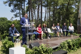 As III Xornadas da Fundación Manolo Paz Arte Contemporáneo recoñecen a Manolo Moldes e Rosina Gómez Baeza