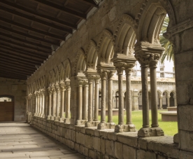 Imagen del claustro de San Francisco en Ourense Imagen del claustro de San Francisco en Ourense
