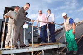 O conselleiro de Cultura, Educación e Ordenación Universitaria, Xesús Vázquez Abad, visitou hoxe as obras