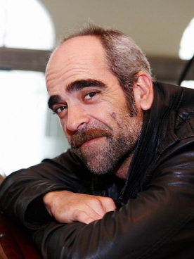 Foto: <la href="https://commons.wikimedia.org/wiki/File:Luis_Tosar_(10571360994)_(cropped).jpg">Donostia Kultura</la>