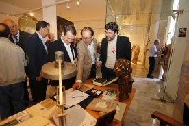 Anxo Lorenzo na inauguración da exposición